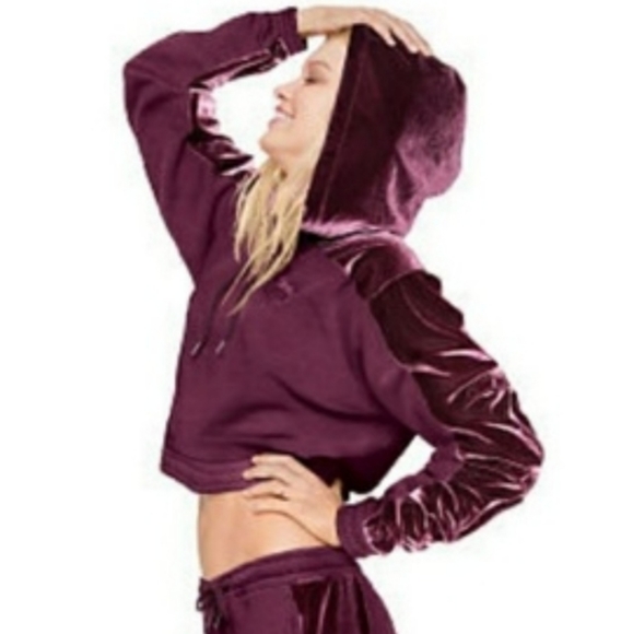 PINK Victoria's Secret Tops - VS PINK - 🍷 Velvet Cropped Hoodie
